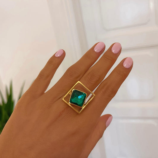 Abu Dhabi-gold ring (green) ZAMAC jewelry - Handmade jewelry for lovers of natural, clean shapes..