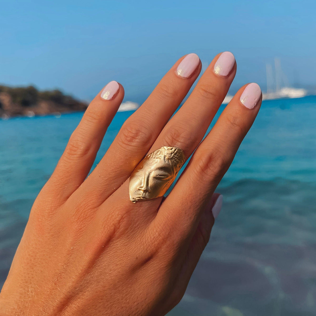 Venezia-gold ring ZAMAC jewelry - Handmade jewelry for lovers of natural, clean shapes..
