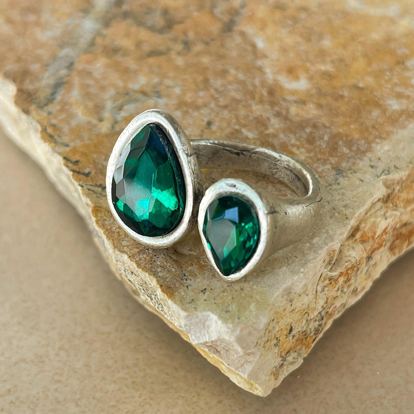 Burano ring (green) ZAMAC jewelry - Handmade jewelry for lovers of natural, clean shapes..
