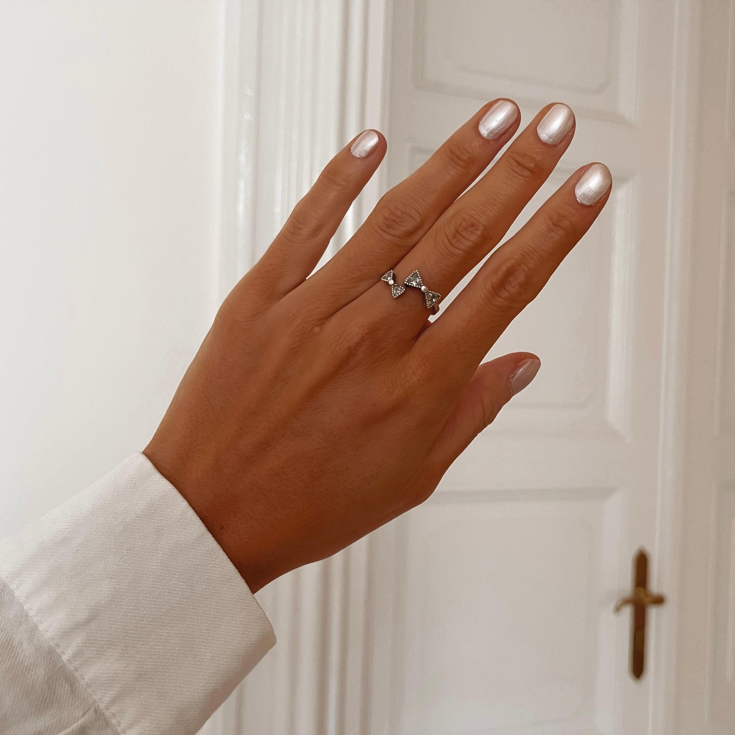 London ring ZAMAC jewelry - Handmade jewelry for lovers of natural, clean shapes..