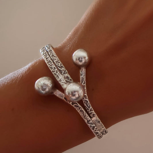 Syracuse bracelet ZAMAC jewelry - Handmade jewelry for lovers of natural, clean shapes..