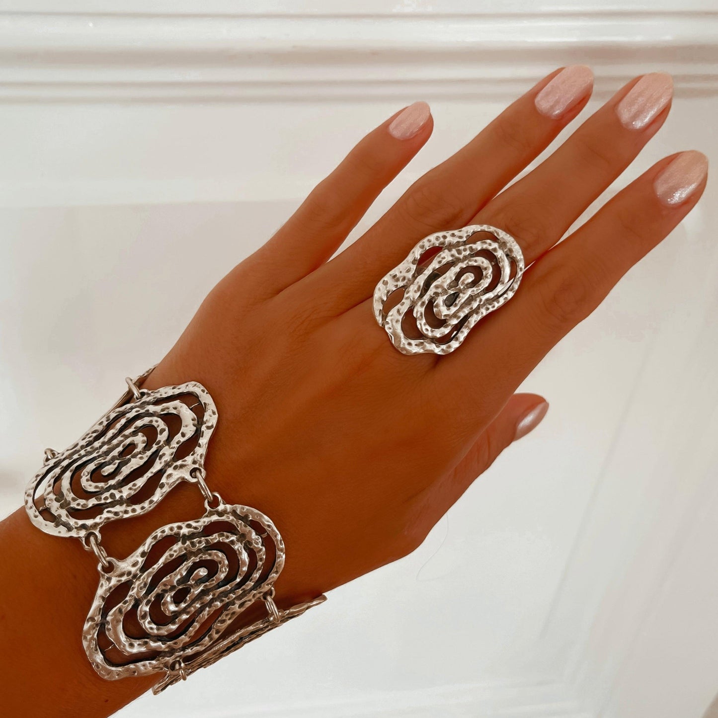 Cannes bracelet ZAMAC jewelry - Handmade jewelry for lovers of natural, clean shapes..