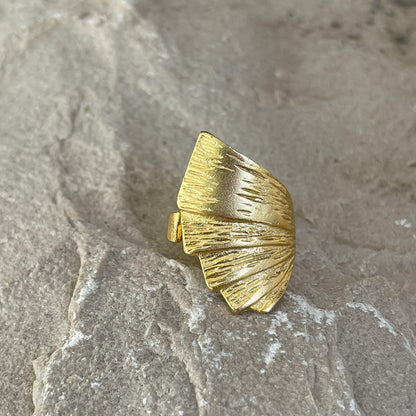 Seychelles-gold ring ZAMAC jewelry - Handmade jewelry for lovers of natural, clean shapes..